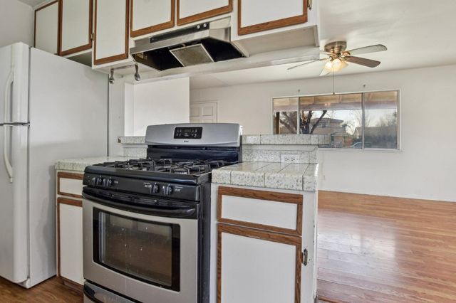 2731 E Anita St, Stockton, CA 95205