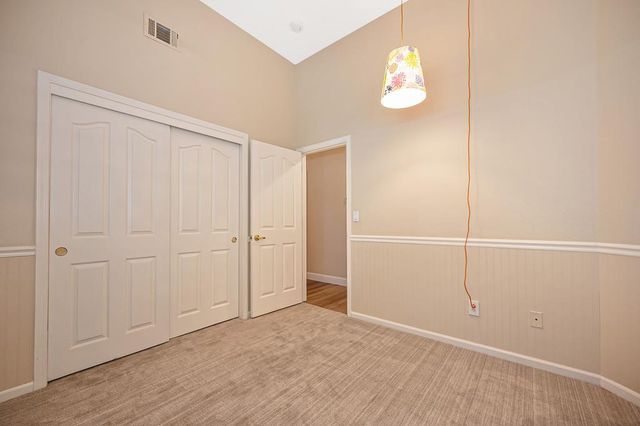200 Luna Cir, Folsom, CA 95630