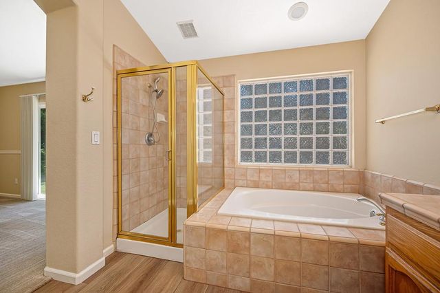 200 Luna Cir, Folsom, CA 95630
