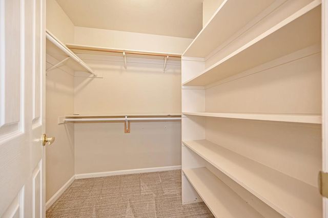 200 Luna Cir, Folsom, CA 95630