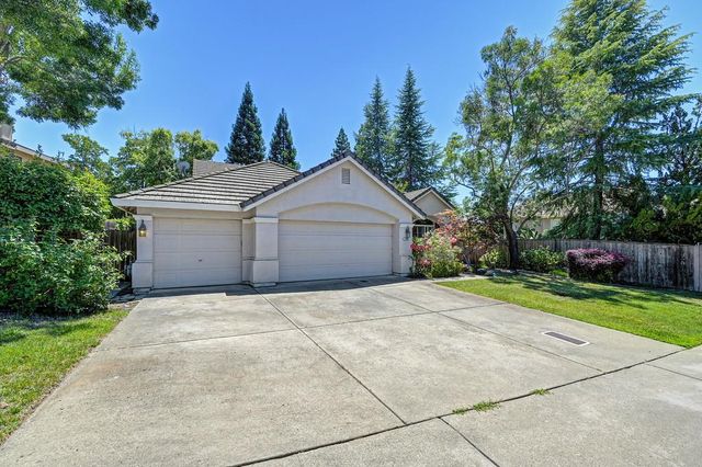 200 Luna Cir, Folsom, CA 95630