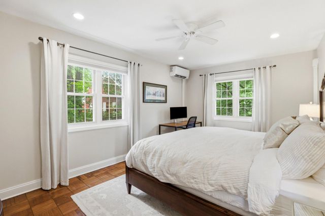 3128 MARTHA CUSTIS DR, Alexandria, VA 22302