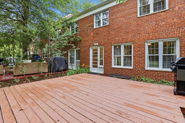3128 MARTHA CUSTIS DR, Alexandria, VA 22302