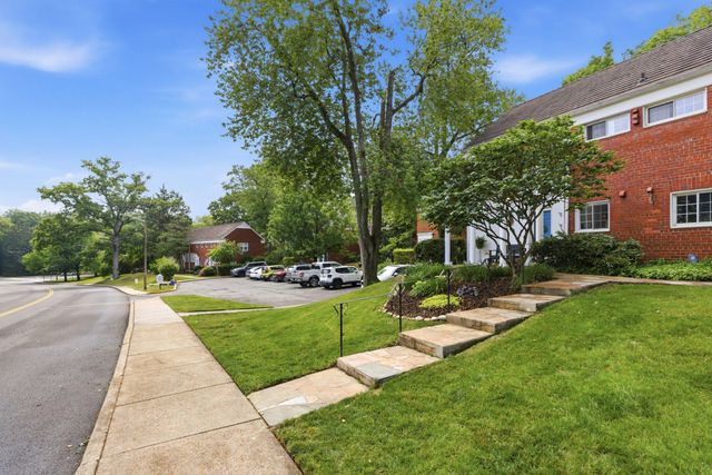 3128 MARTHA CUSTIS DR, Alexandria, VA 22302