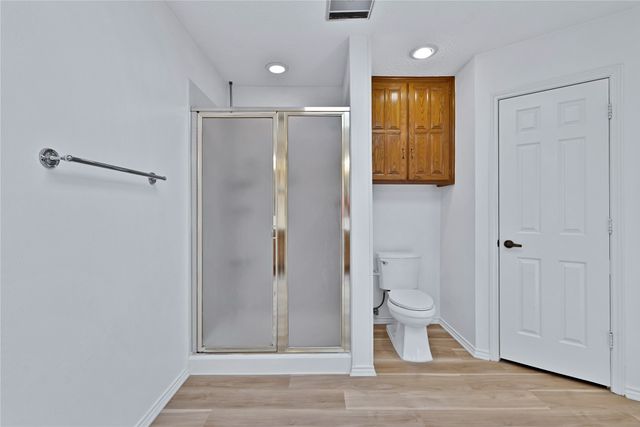 2528 Stonegate Drive N, Bedford, TX 76021