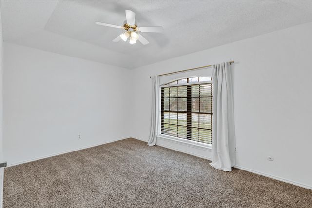 2528 Stonegate Drive N, Bedford, TX 76021