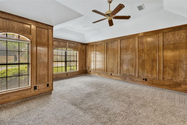 2528 Stonegate Drive N, Bedford, TX 76021