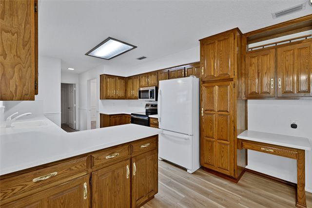 2528 Stonegate Drive N, Bedford, TX 76021