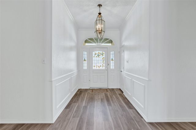 2528 Stonegate Drive N, Bedford, TX 76021