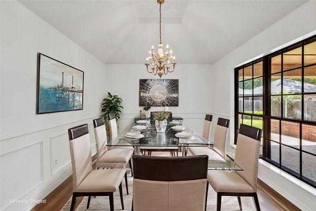 2528 Stonegate Drive N, Bedford, TX 76021