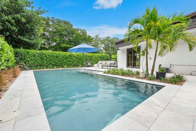 4800 Queen Palm Lane, Tamarac, FL 33319