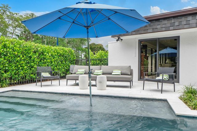 4800 Queen Palm Lane, Tamarac, FL 33319