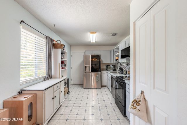 3227 Unity Tree Drive, Edgewater, FL 32141