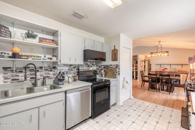 3227 Unity Tree Drive, Edgewater, FL 32141