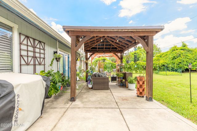 3227 Unity Tree Drive, Edgewater, FL 32141