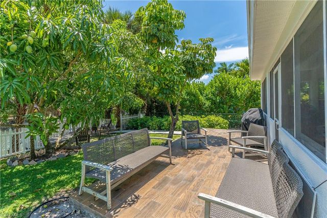 3054 44th ST SW, Naples, FL 34116