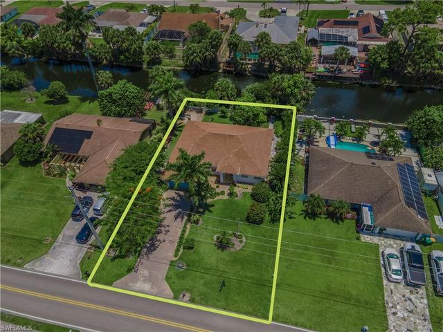 3054 44th ST SW, Naples, FL 34116