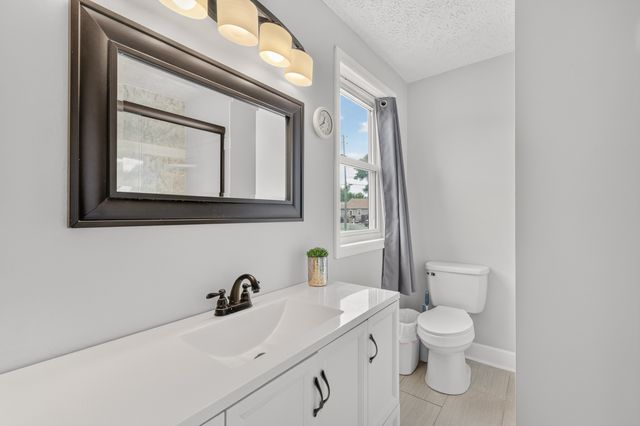 430 Walton Ferry Rd Apt 802, Hendersonville, TN 37075