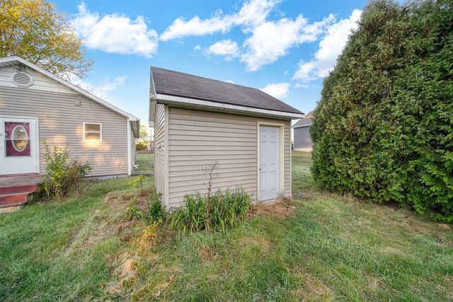 11004 Wamplers Lake Road, Brooklyn, MI 49230