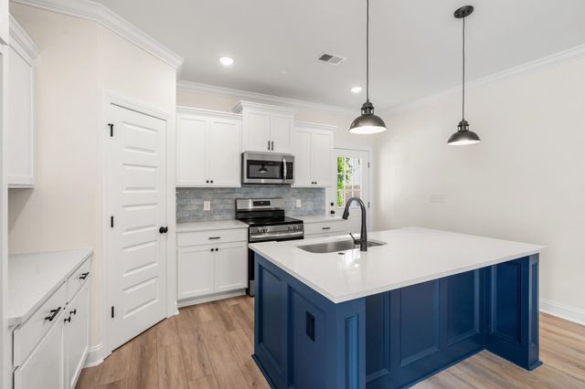 1712 26th Ave. N, North Myrtle Beach, SC 29582