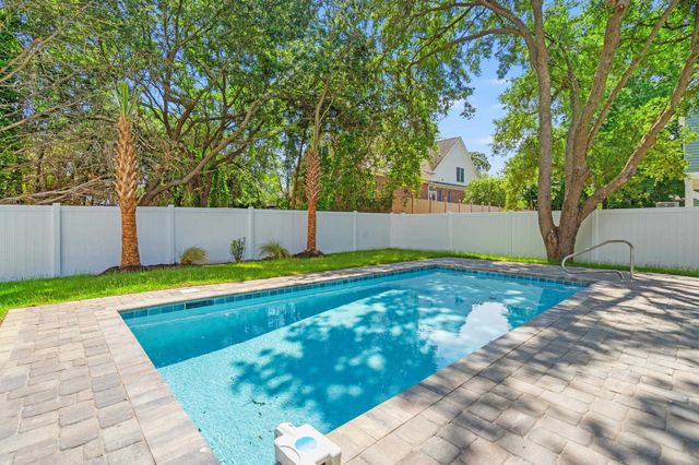 1712 26th Ave. N, North Myrtle Beach, SC 29582