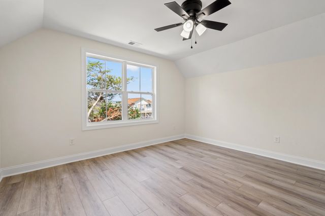 1712 26th Ave. N, North Myrtle Beach, SC 29582