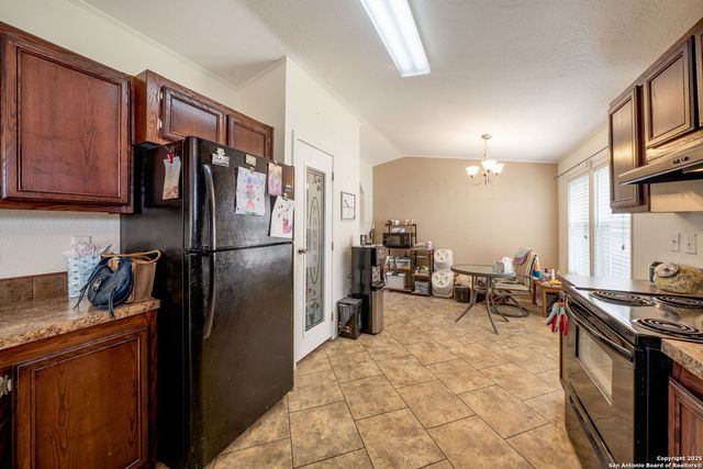 440 Brushy Creek Trail, Bandera, TX 78003