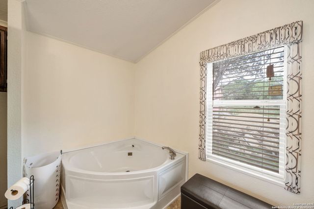 440 Brushy Creek Trail, Bandera, TX 78003