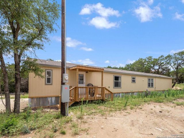 440 Brushy Creek Trail, Bandera, TX 78003