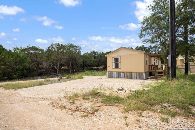 440 Brushy Creek Trail, Bandera, TX 78003