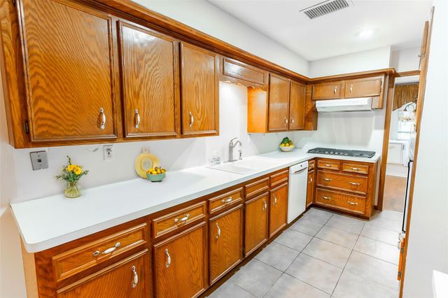 11560 S Kirkwood Road, Houston, TX 77477