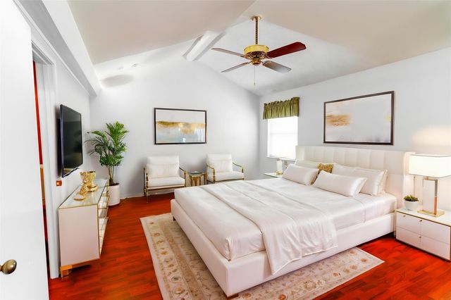 11560 S Kirkwood Road, Houston, TX 77477