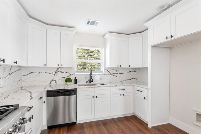 3403 Willow Ridge Drive, Kingwood, TX 77339