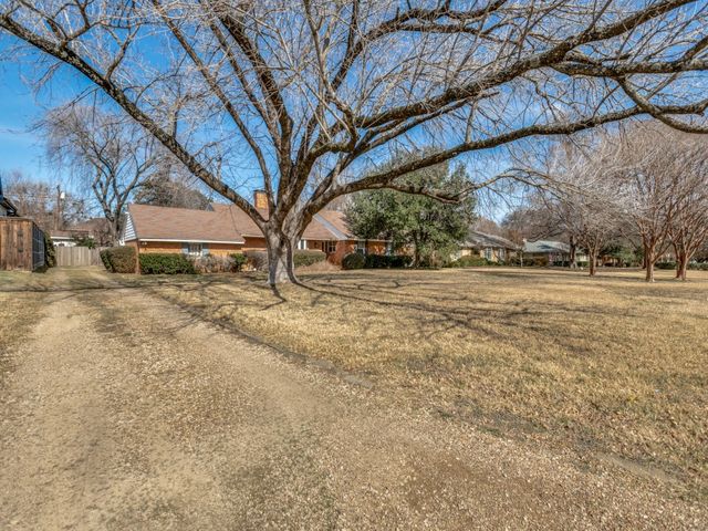 4223 Willow Grove Road, Dallas, TX 75220