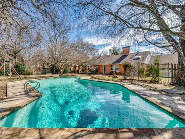 4223 Willow Grove Road, Dallas, TX 75220