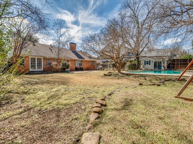 4223 Willow Grove Road, Dallas, TX 75220