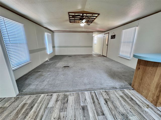 207 Wilson Road, Valley View, TX 76272
