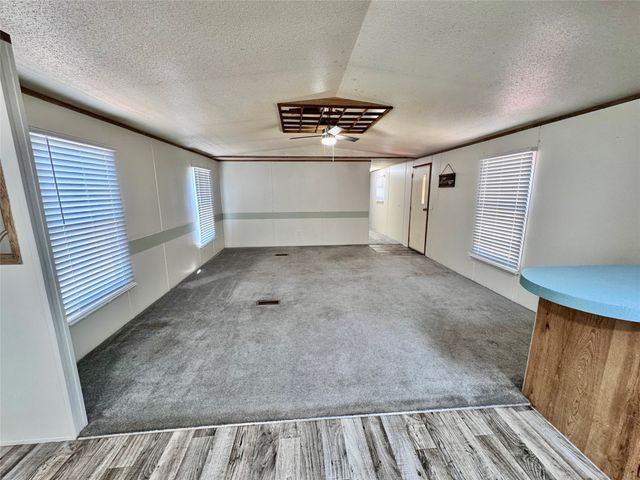 207 Wilson Road, Valley View, TX 76272