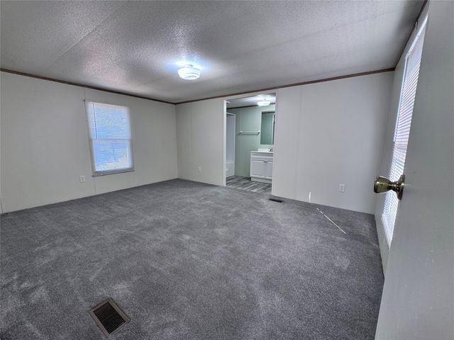 207 Wilson Road, Valley View, TX 76272