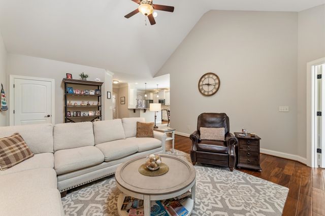 347 Belle Oaks Drive, Simpsonville, SC 29680
