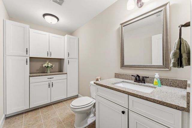 347 Belle Oaks Drive, Simpsonville, SC 29680
