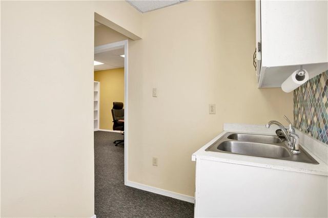 1013 Downtowner Boulevard, Mobile, AL 36609