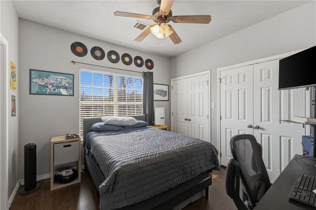 250 Forest Drive, College Station, TX 77840