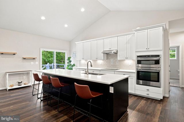 80 HOPEWELL DR, Fredericksburg, VA 22406