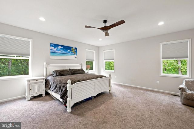 80 HOPEWELL DR, Fredericksburg, VA 22406