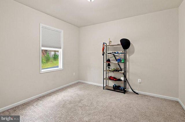 80 HOPEWELL DR, Fredericksburg, VA 22406