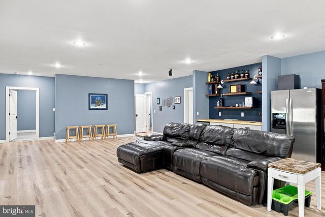 80 HOPEWELL DR, Fredericksburg, VA 22406