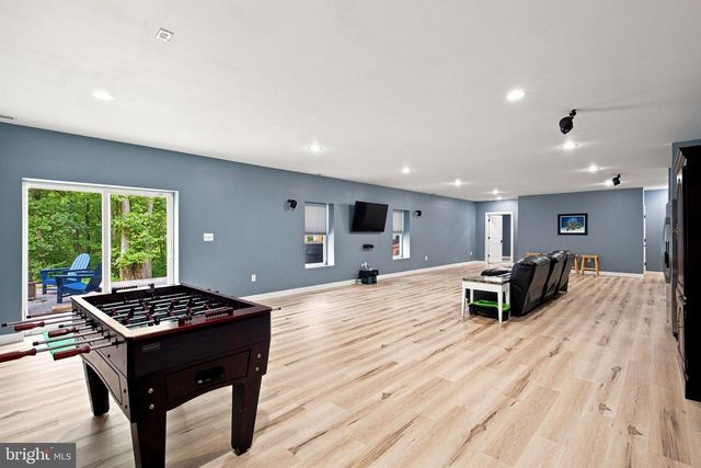 80 HOPEWELL DR, Fredericksburg, VA 22406