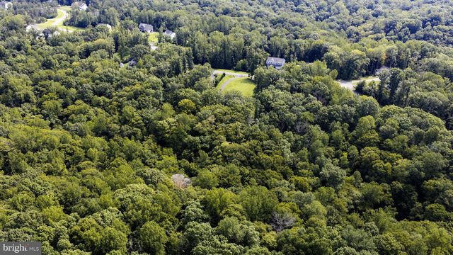 80 HOPEWELL DR, Fredericksburg, VA 22406