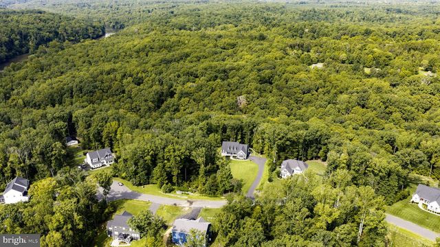 80 HOPEWELL DR, Fredericksburg, VA 22406